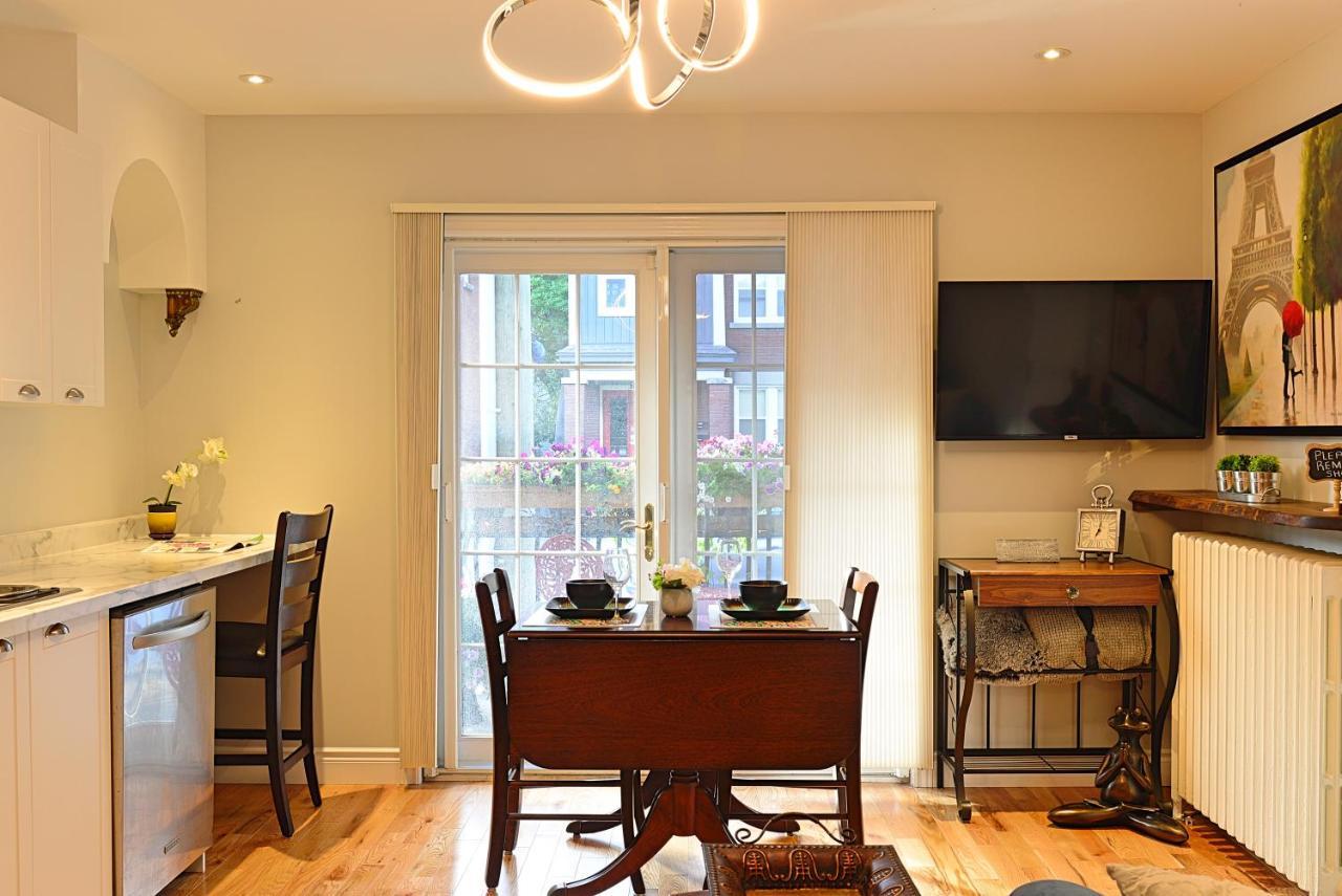 Ottawa Downtown Executive Apartment Retreat With Private Balcony Near Bank Street - Sleep Max 2 Kültér fotó