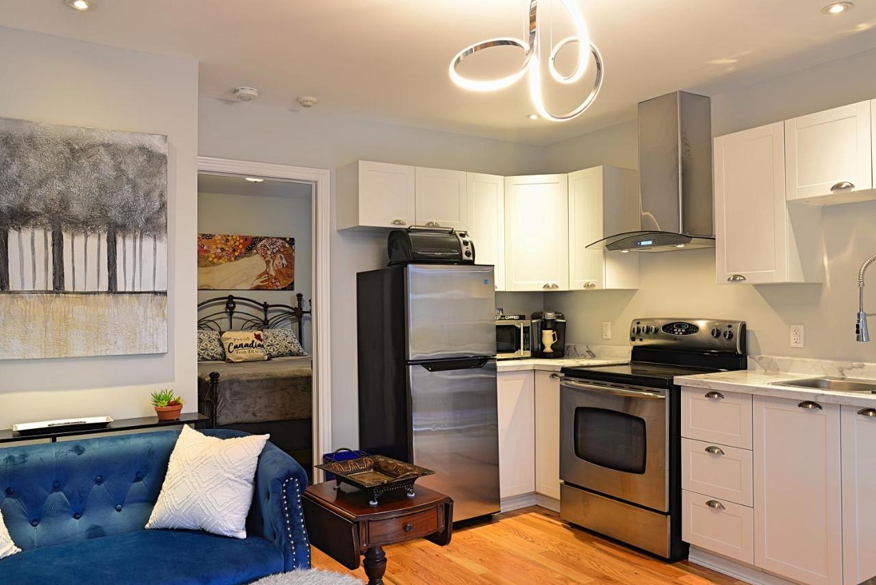 Ottawa Downtown Executive Apartment Retreat With Private Balcony Near Bank Street - Sleep Max 2 Kültér fotó
